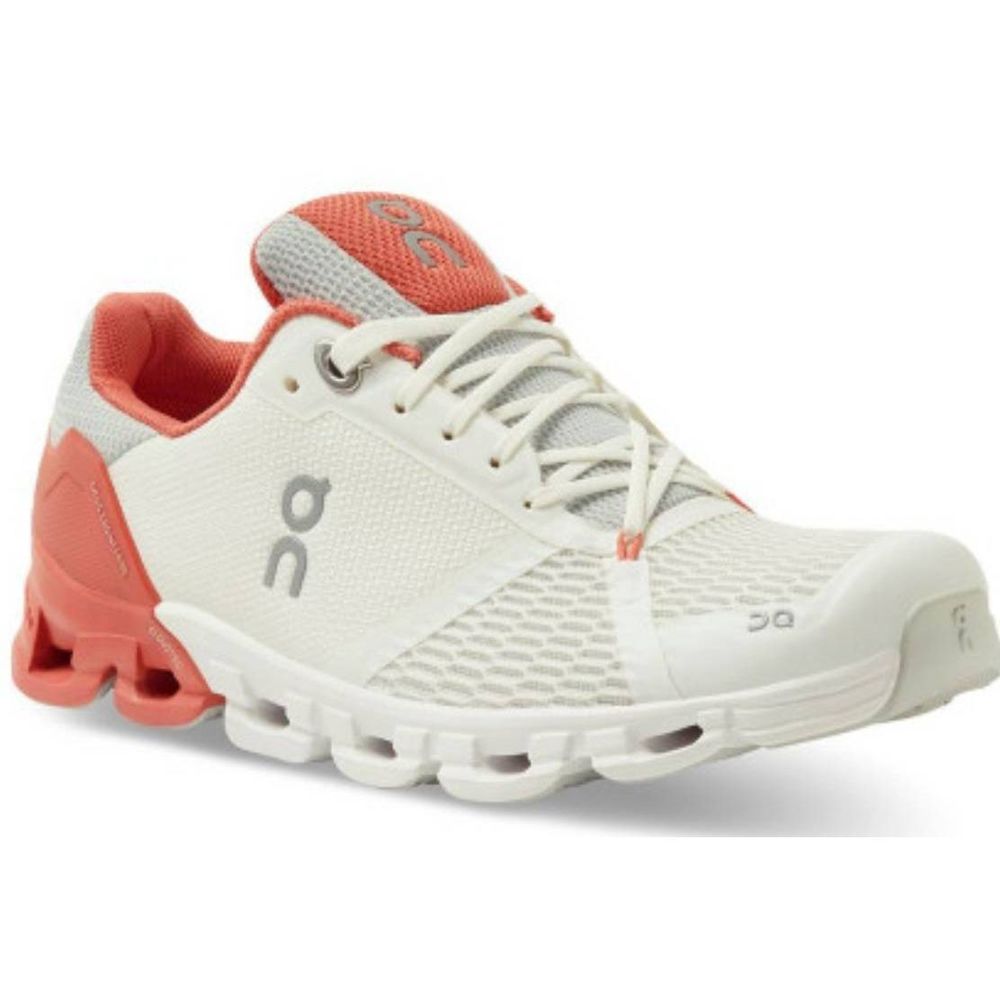 On runninb Cloudflyer Women - white/coral
Size 7.5
New. Box as is - Picture 2 of 8